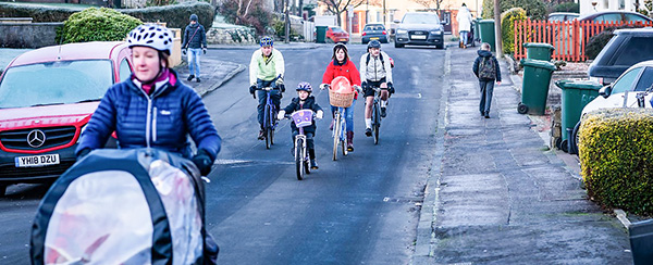 city cycling