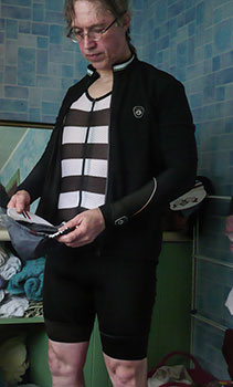 cafe du cycliste antoinette bishorts and baselayer