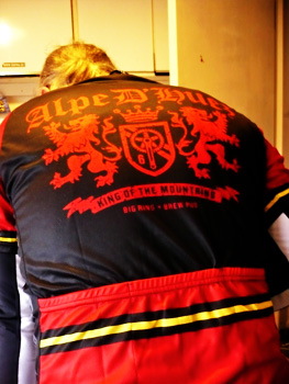 alpe d'huez jersey