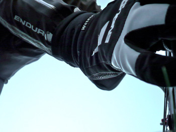 endura deluge glove