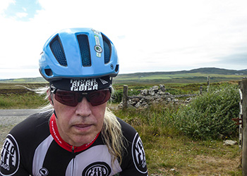 endura pro-sl road helmet