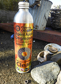 green oil agent apple degreaser