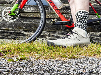 quoc weekend sneakers