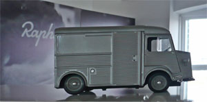 h van