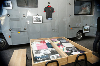 rapha mobile cycle club