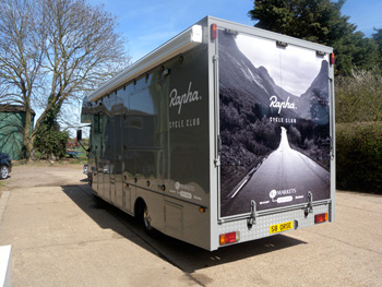 rapha mobile cycle club