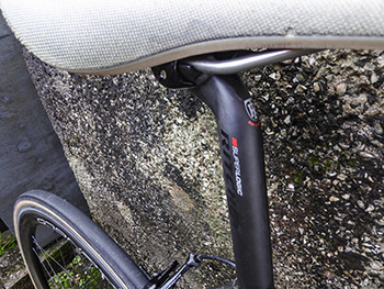 ritchey logic one-bolt carbon seatpost
