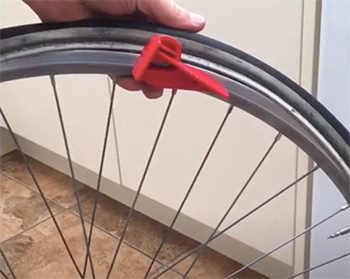 tyre glider