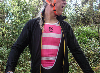 this is cambridge sleeved baselayer