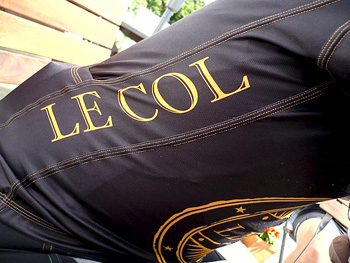 le col jersey